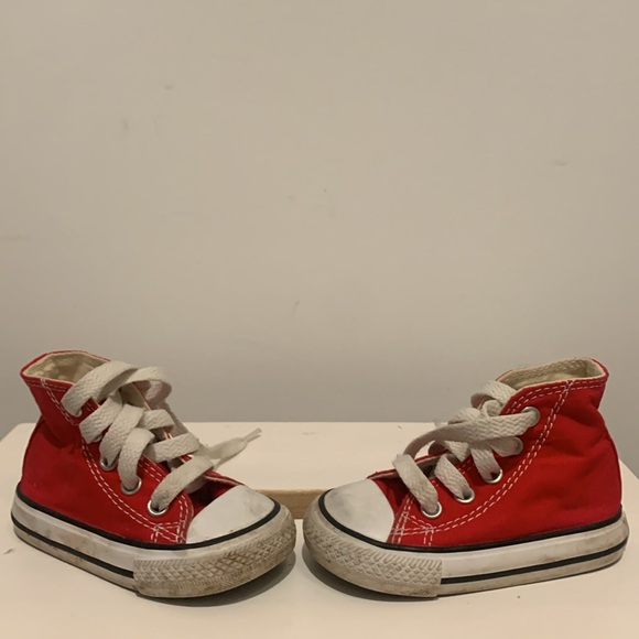 Converse red and white high top shoes size 4. - Picture 6 of 7